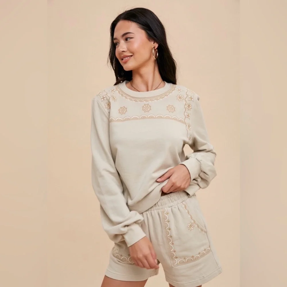 Women’s Embroidered Cream Lounge Sweatshirt and Shorts Set - Picture 2 of 5